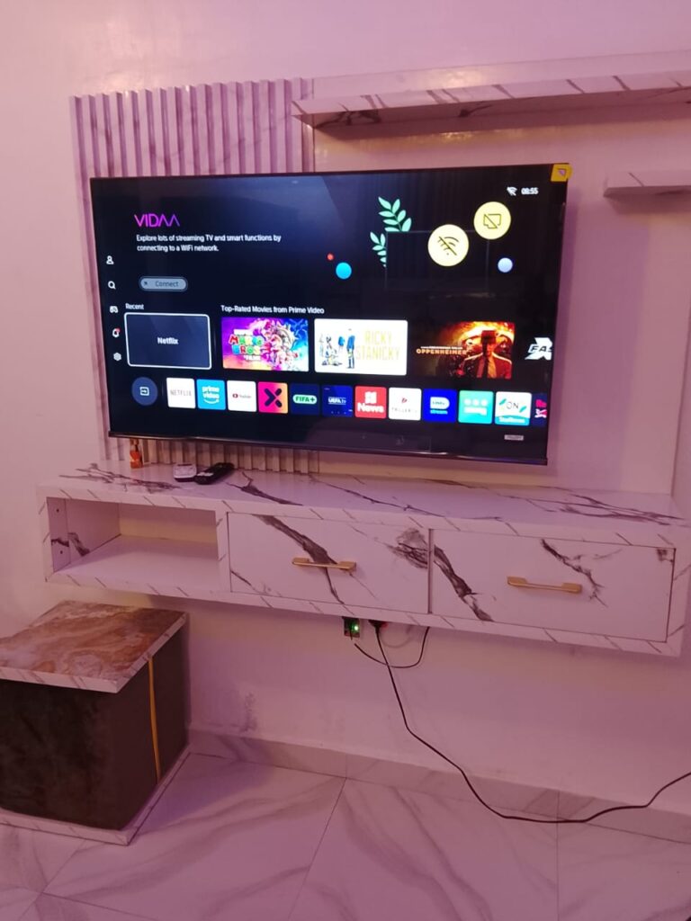 devhak hotel Ondo classic tv area