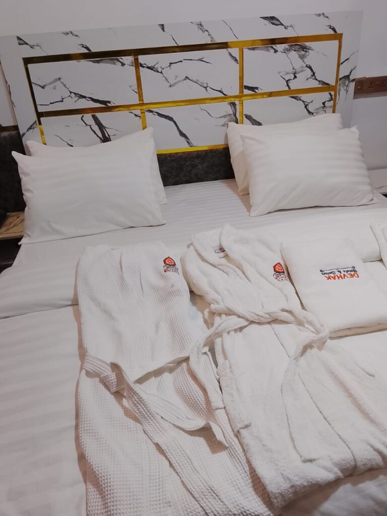 devhak hotel edo deluxe bed