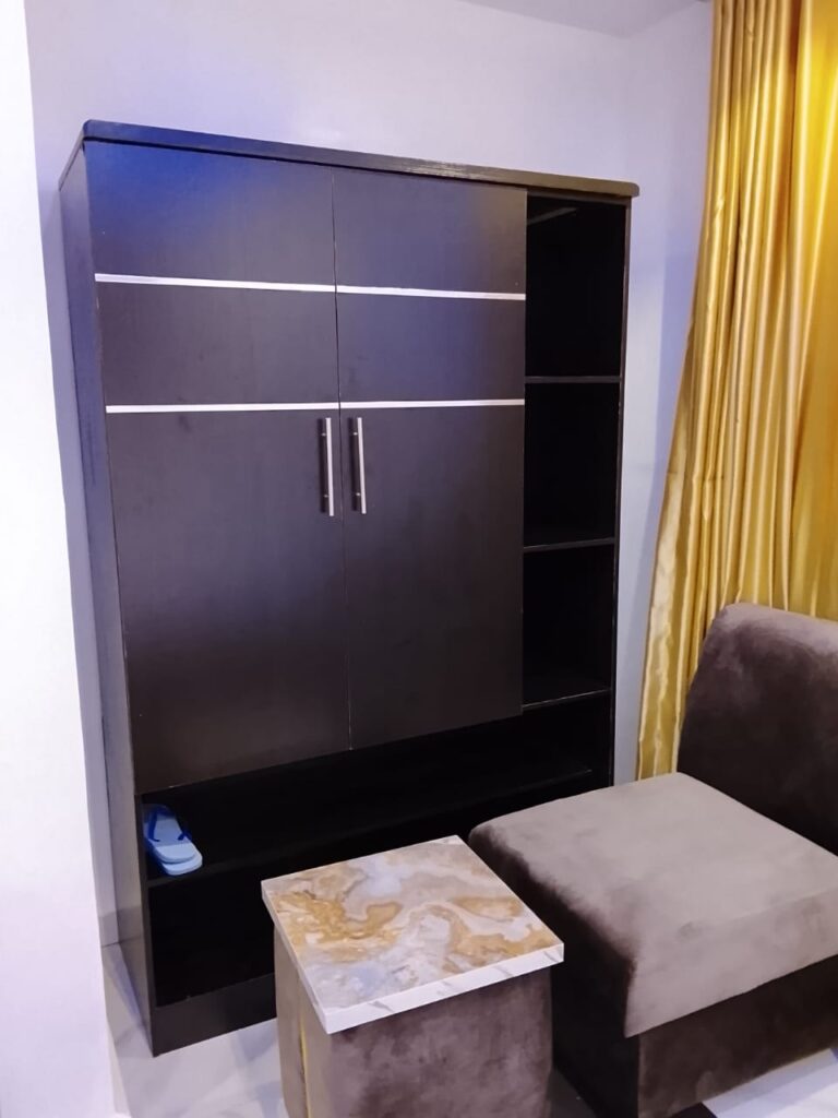 devhak hotel imo deluxe sitting section