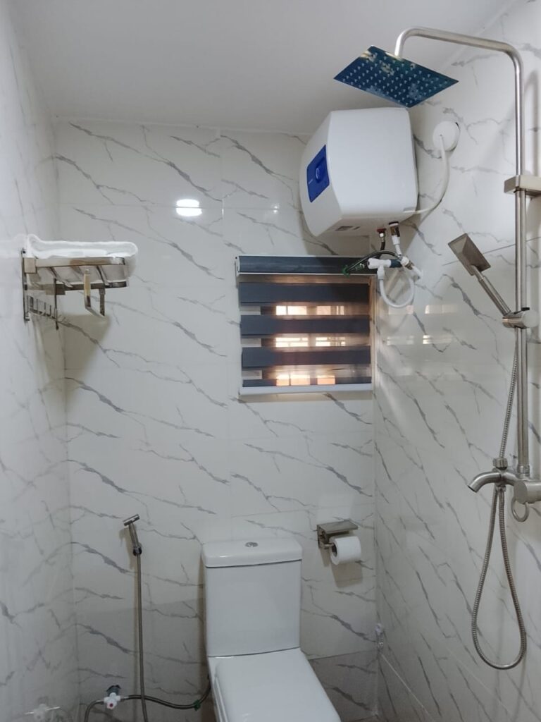 devhak rivers deluxe toilet section